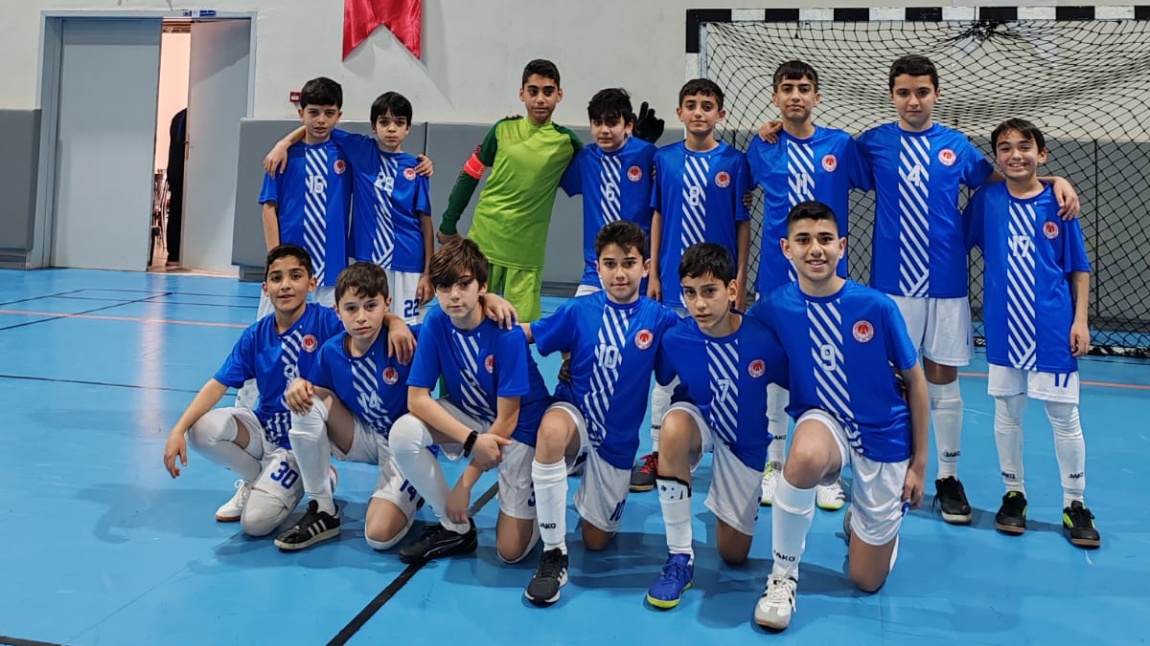 Mamak Minikler Futsal Turnuvasında Okulumuzun Başarısı